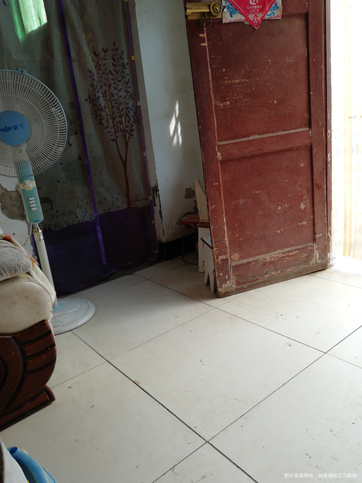 今天好热我们还扇风扇呢,