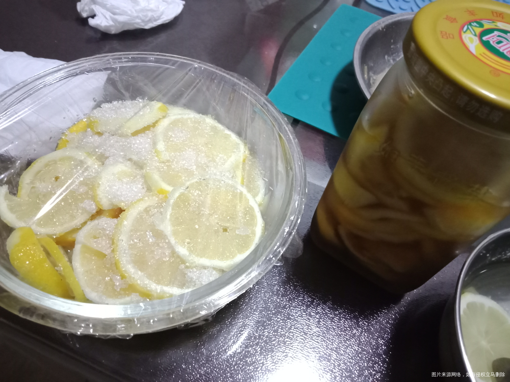 第一次做柠檬蜂蜜,酸~~