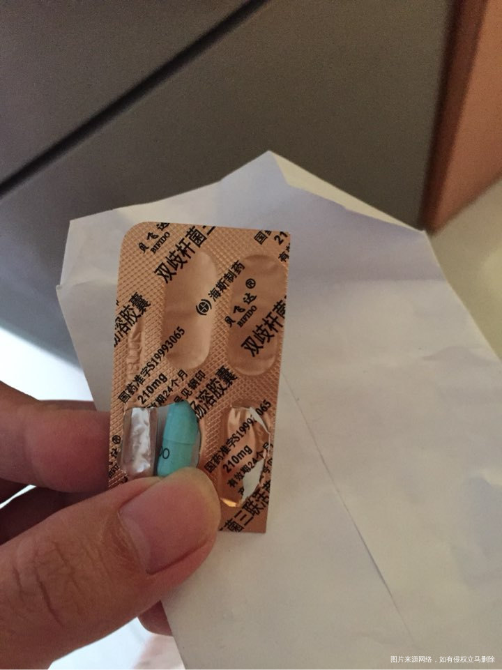 宝宝一天拉五到六次便便,每次都是一点点