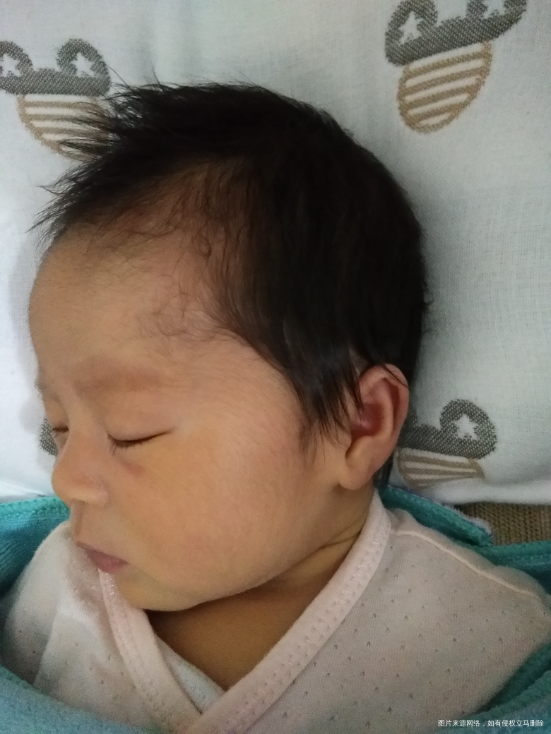 出生第十一天了,宝宝还算是蛮乖的。奶水也是够充足的,吃不过来还挤掉,每天奶水都好...