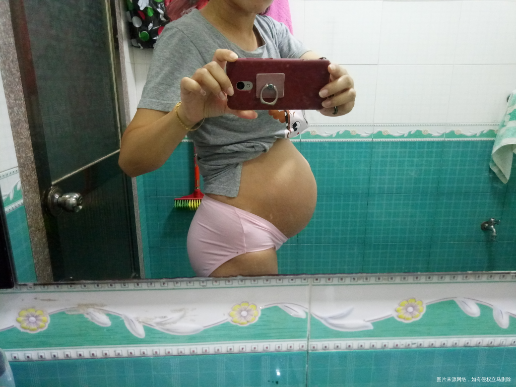 大家看看是男宝还是女宝肚!