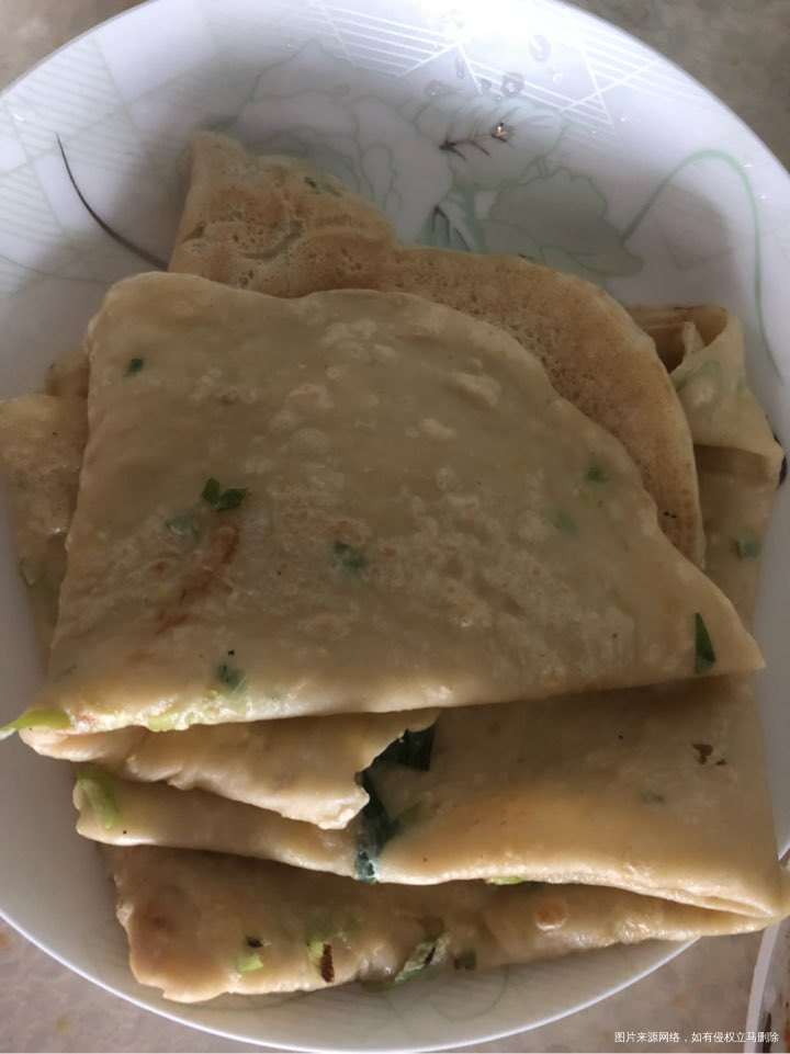 这个点,某人饿了,非要做点吃的。