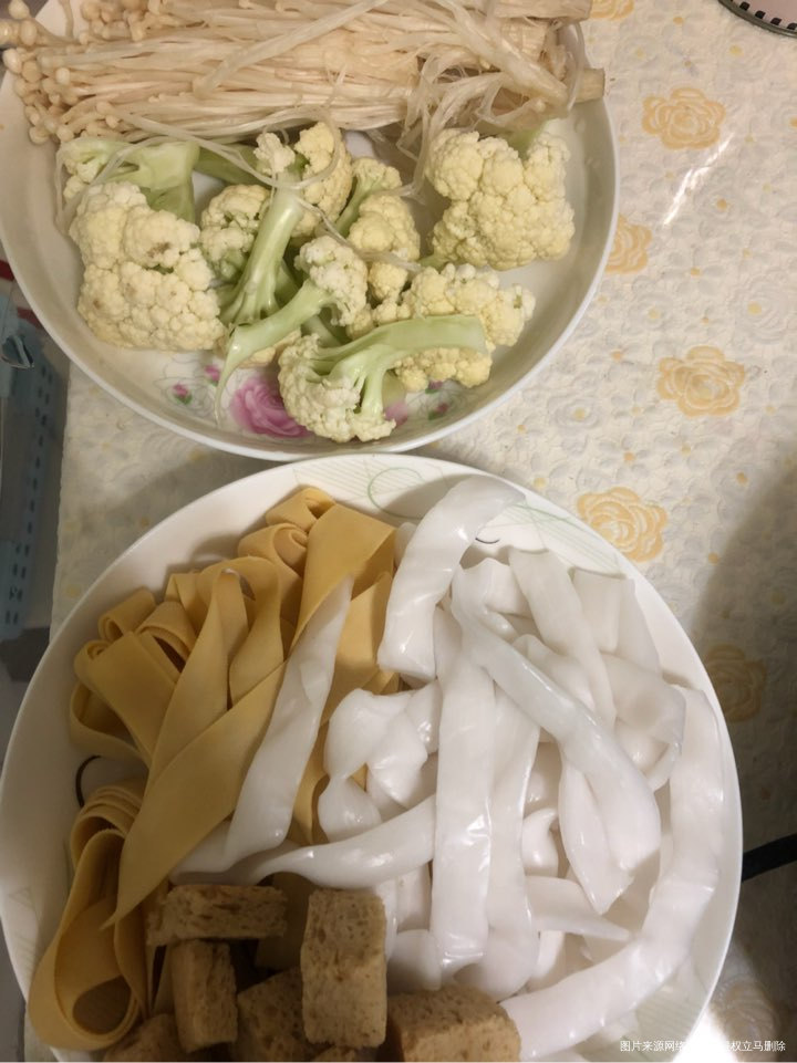 今晚火锅吃起来,好久没吃了!