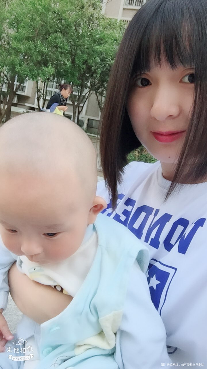 我们家的小光头,剃了光头人家不高兴