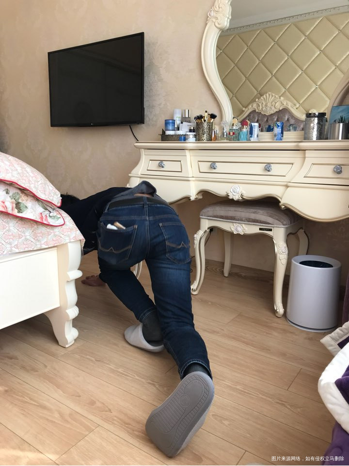 2018.1.8,移植第26天。今天天气可真好,太阳出来了,躺飘窗上晒晒太阳,舒...