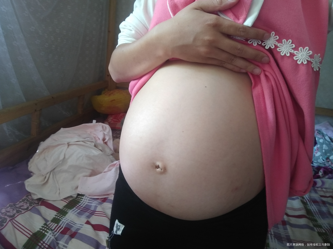 怀孕快三十一周。肚子小了正常吗