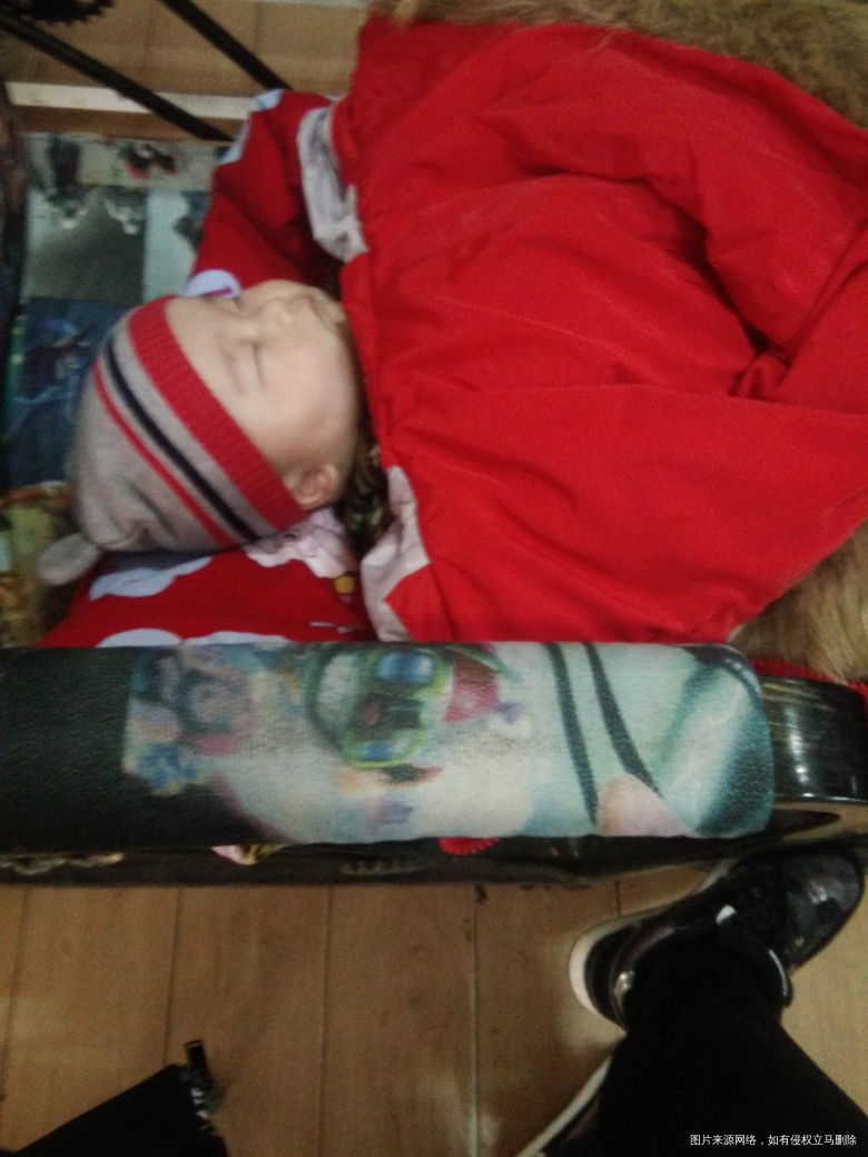 我的衣服给儿子盖他的衣服给我穿