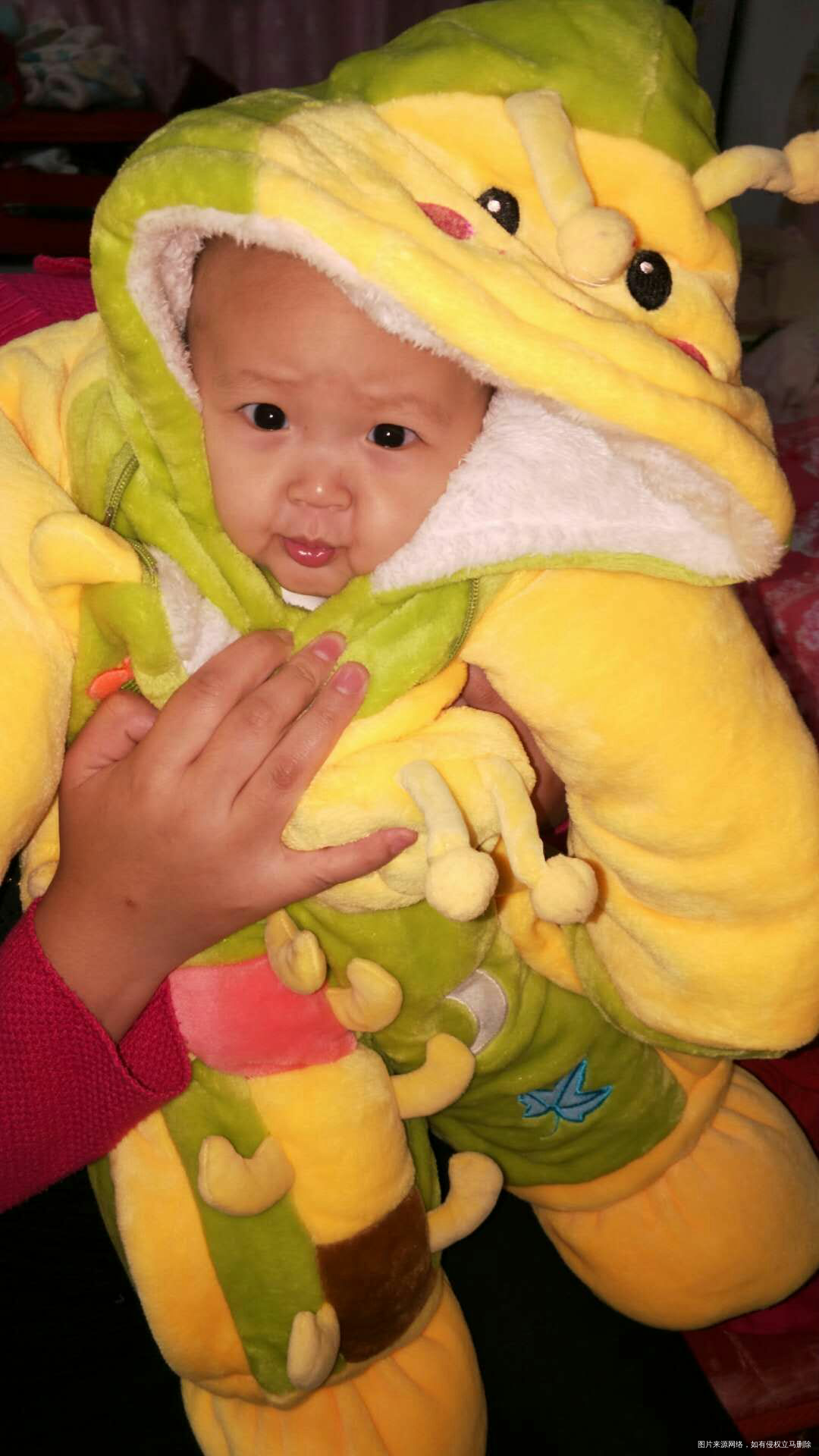 闺女你咋这表情?咋了不舒服?