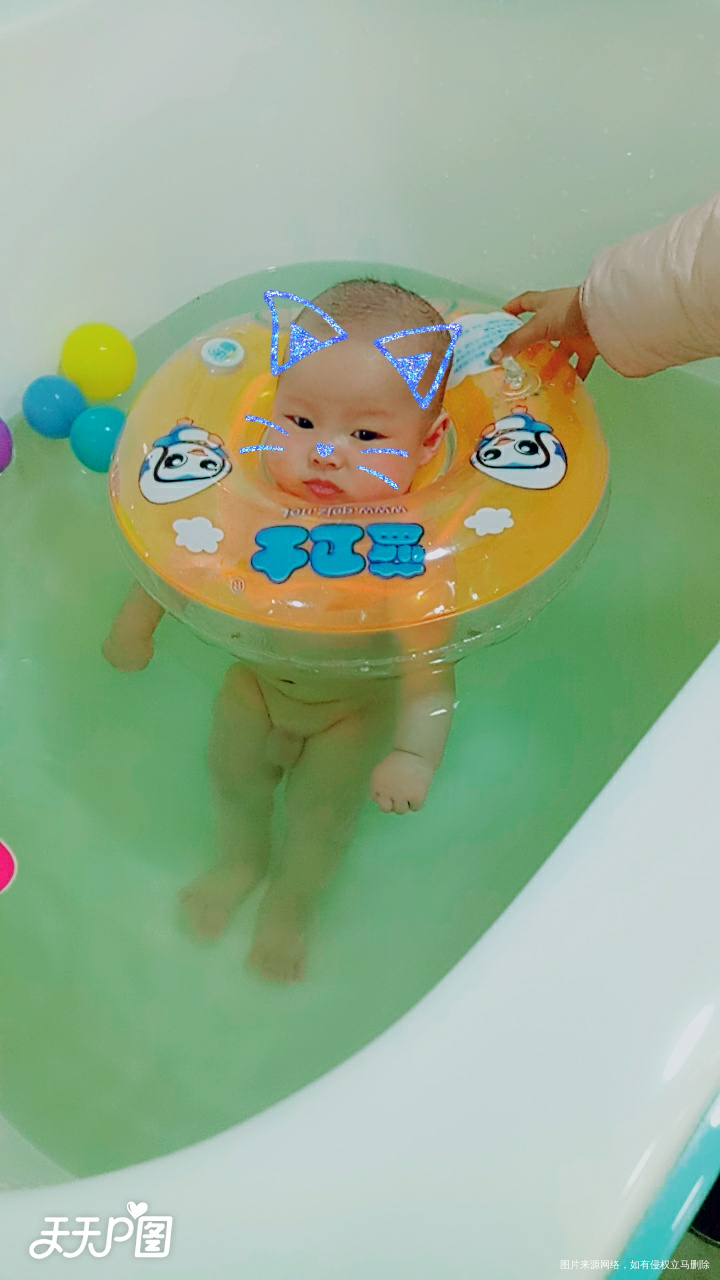 我生啦 | 男宝宝四个月了,宝宝茁壮成长