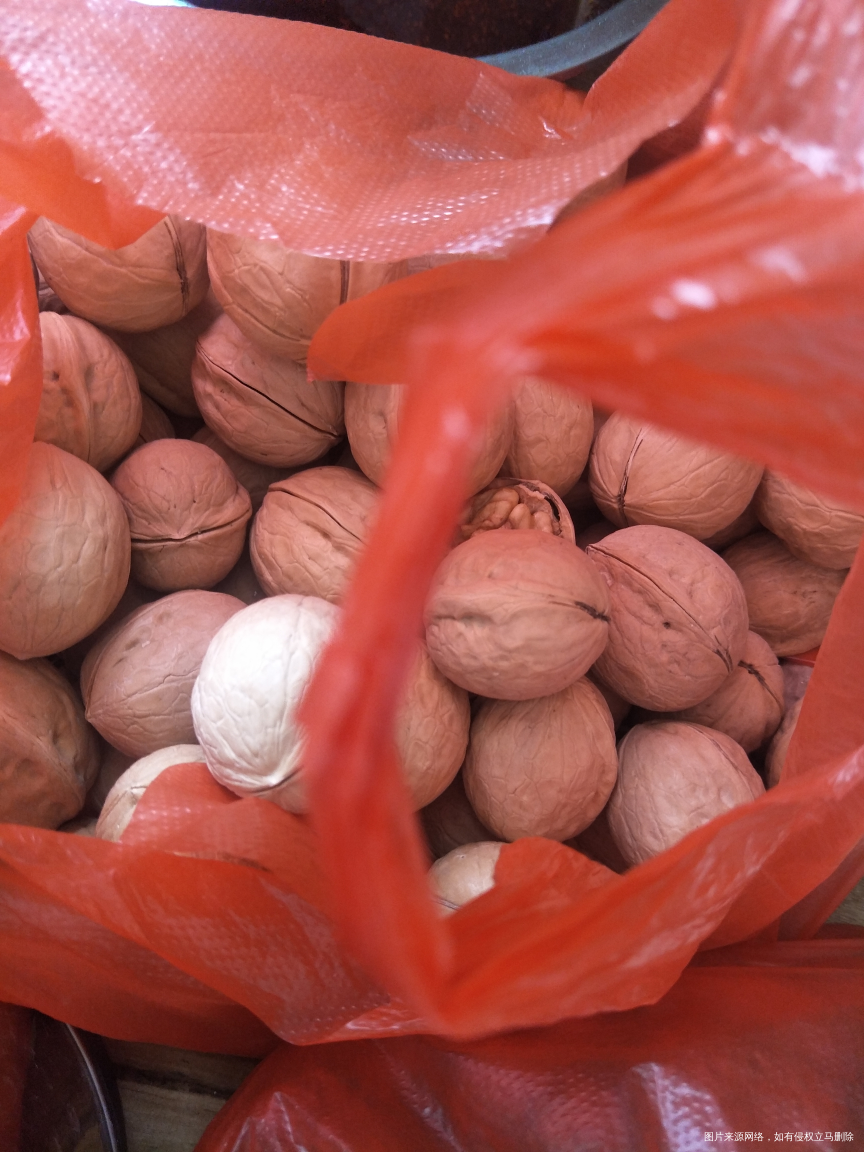 给老公买的核桃,提升精子活力的!大枣也可以吃