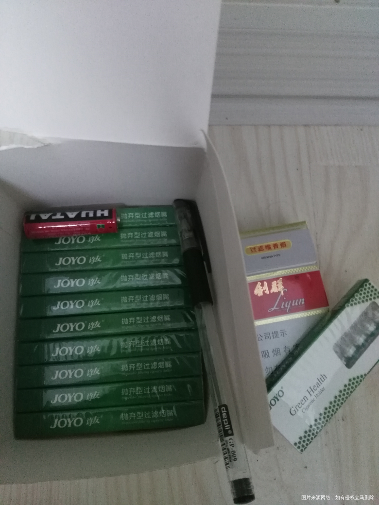 老公总是偷摸抽烟,我骂他