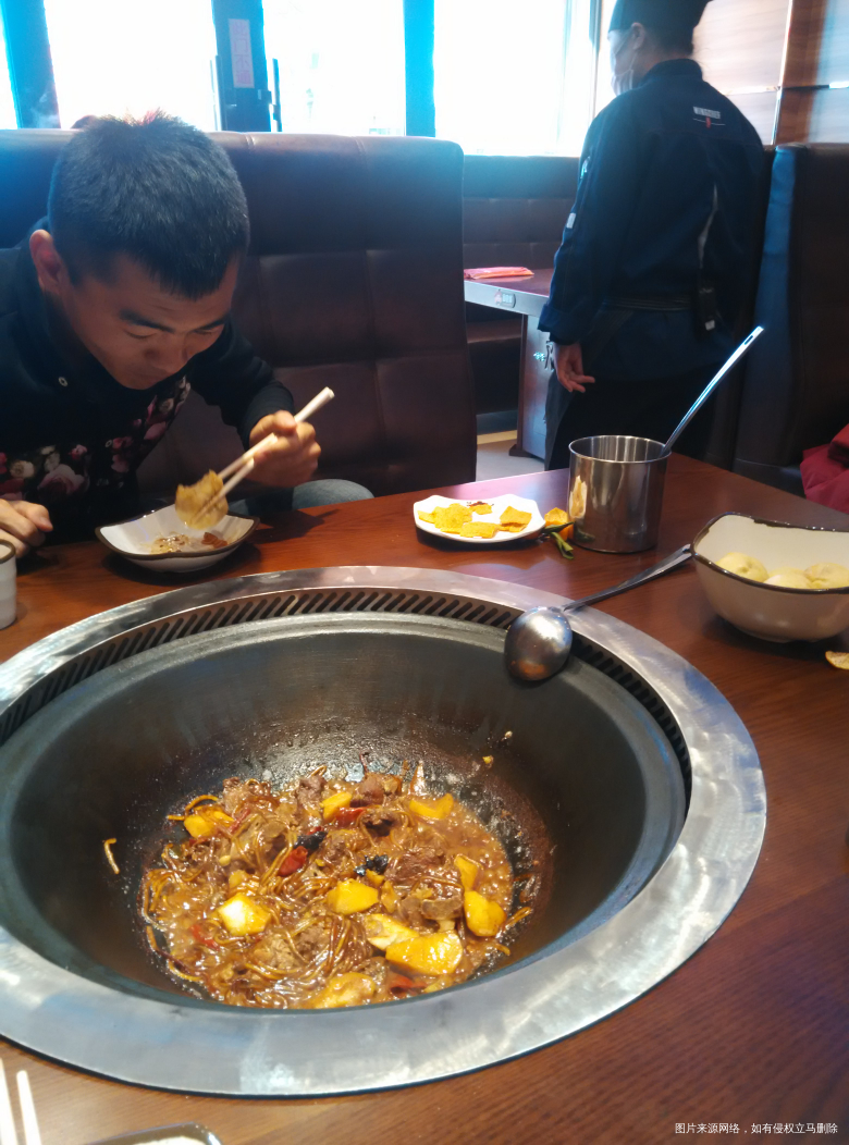 和老公出来逛街 到处都是圣诞气氛 🎅