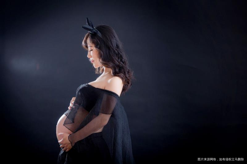 孕妇照,挺喜欢这种类型的