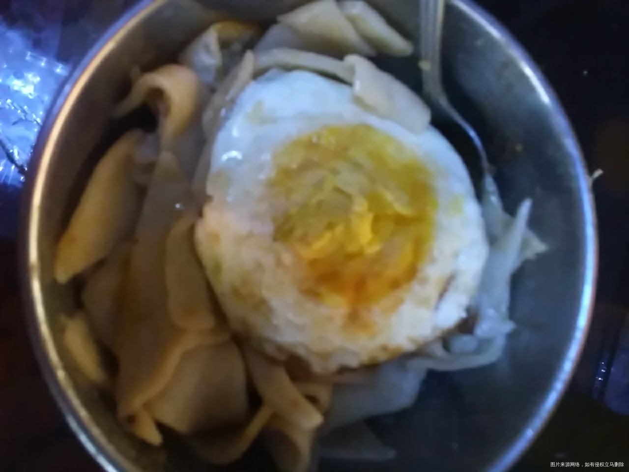 昨天晚上做晚餐中间,听见宝贝喊救命