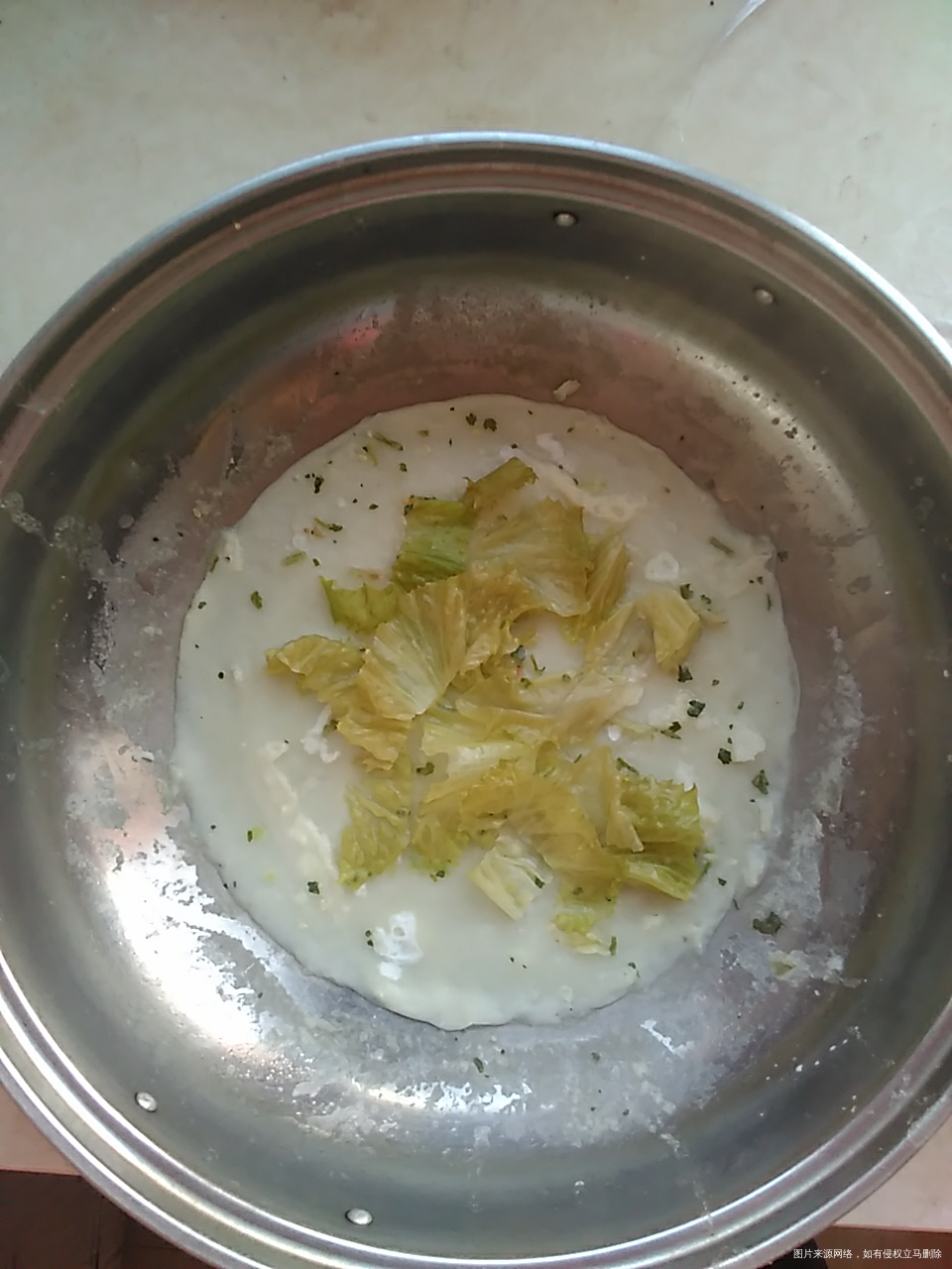 今天早餐,自己做了肠粉。熬制汤