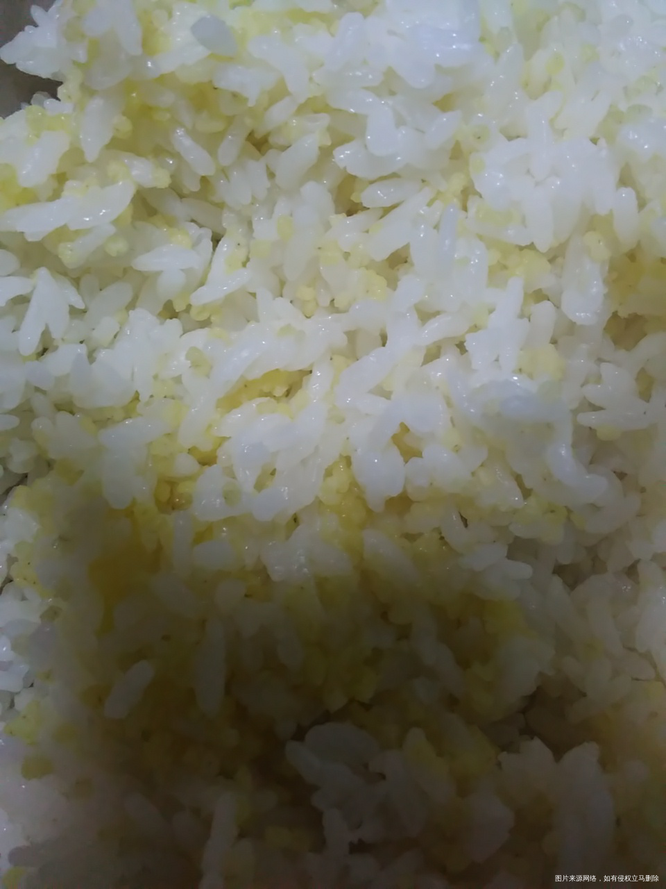 小米加大米蒸的米饭，好吃