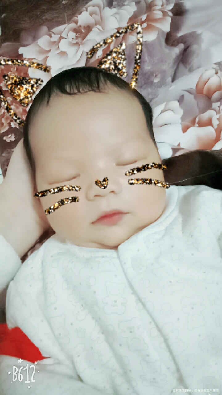 #宝宝满周岁了#辛苦与快乐同在。