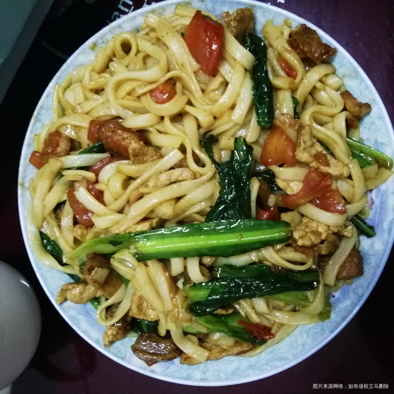 我们今晚不做饭,炒粉吃的