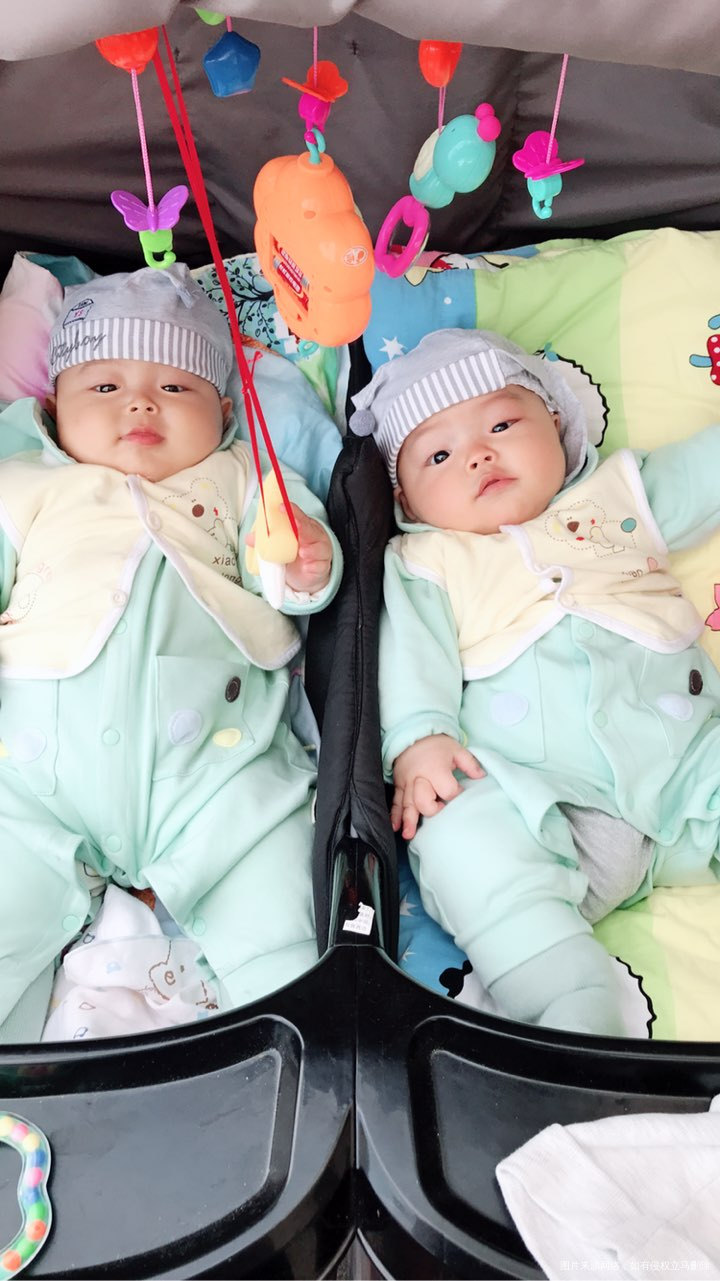 从10月6日回四川这边到现在感冒还是没彻底好,今早小宝又发烧38.7度,喝了美林...