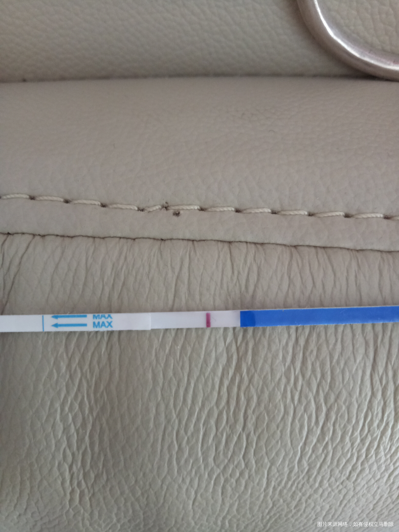 好白好白好白的大白板。