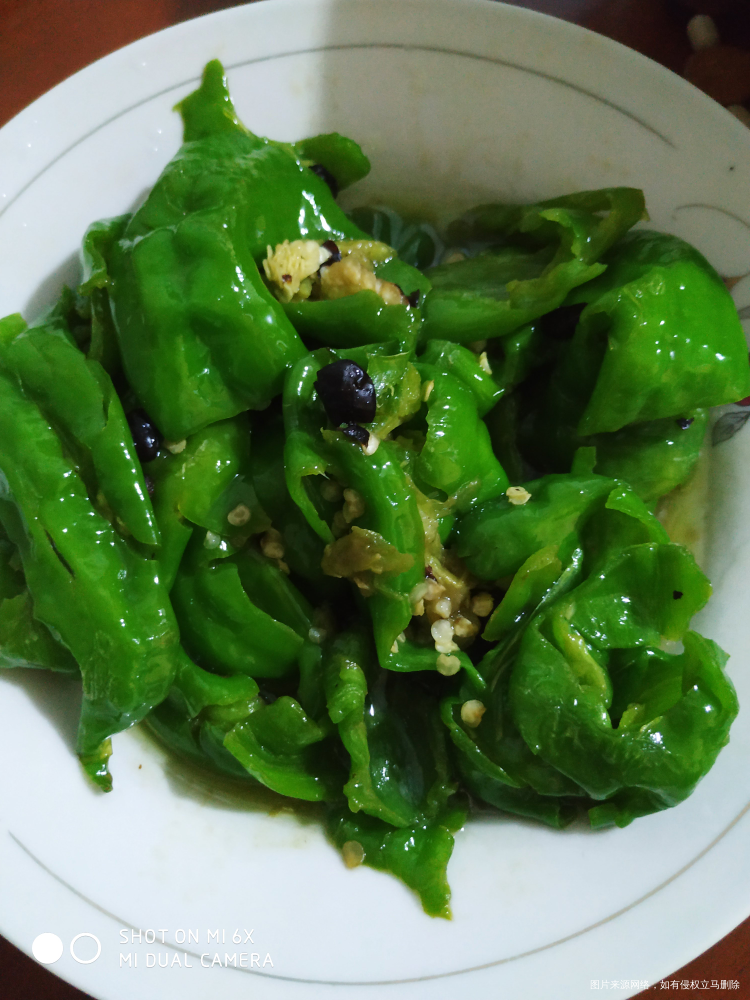 孩子爸下厨闺女说打80分