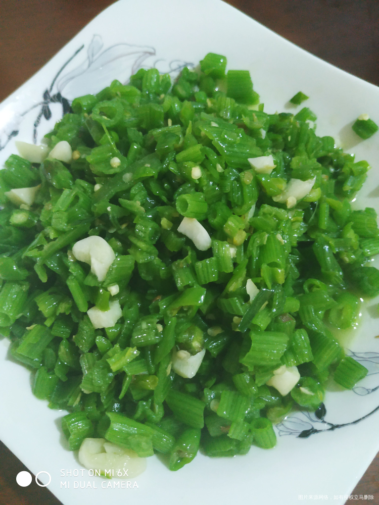 做了自己爱吃青椒南瓜杆,玉米