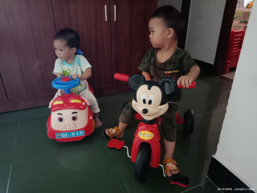 今天帮妹妹带儿子!😁😁
