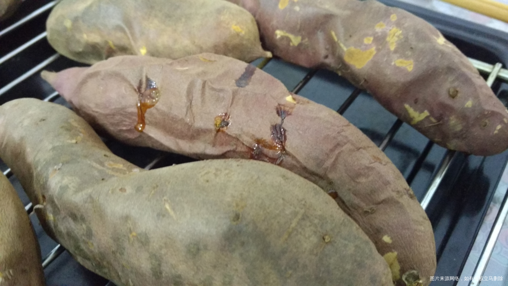 冬天了,来炉烤地瓜,热呼呼的