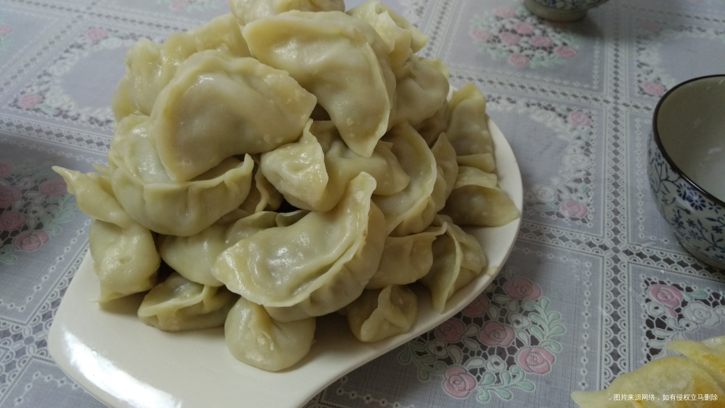 今天的午饭,蒸饺和煎饼,好吃