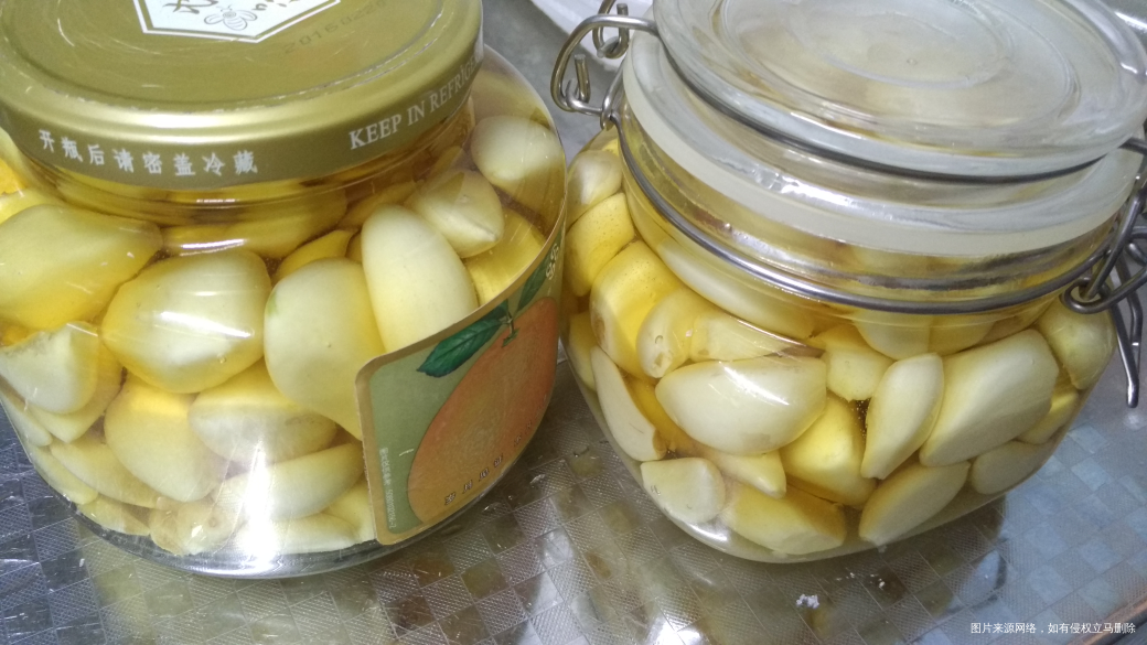 最近蒜买多了,今天做了两瓶糖醋蒜