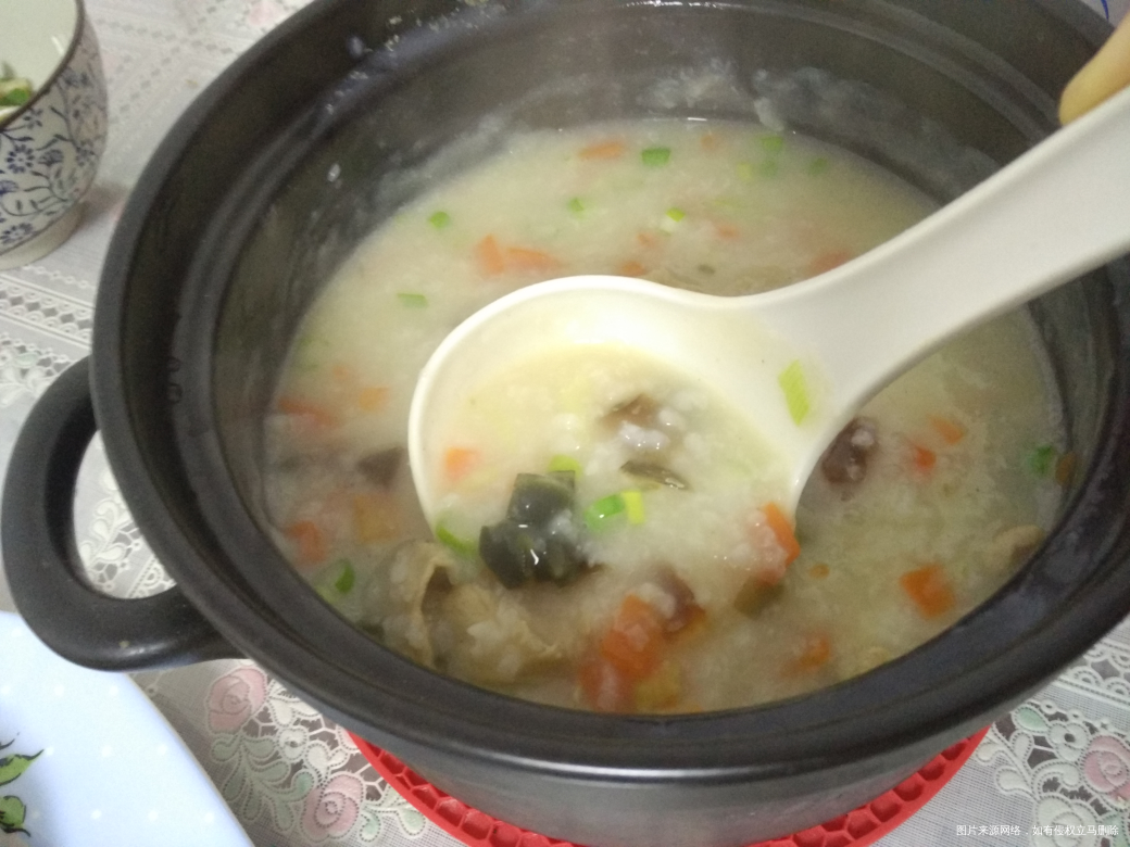 早上来锅粥,加盘酸辣黄瓜