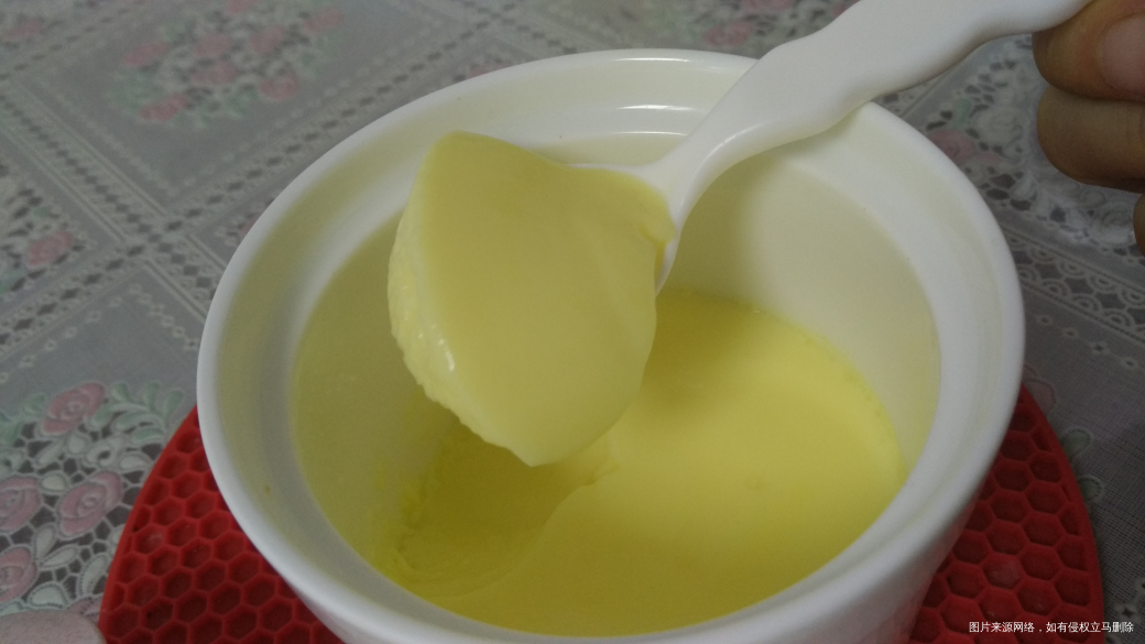 今天给娃蒸的鸡蛋羹好嫩