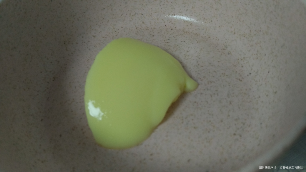 今天给娃蒸的鸡蛋羹好嫩