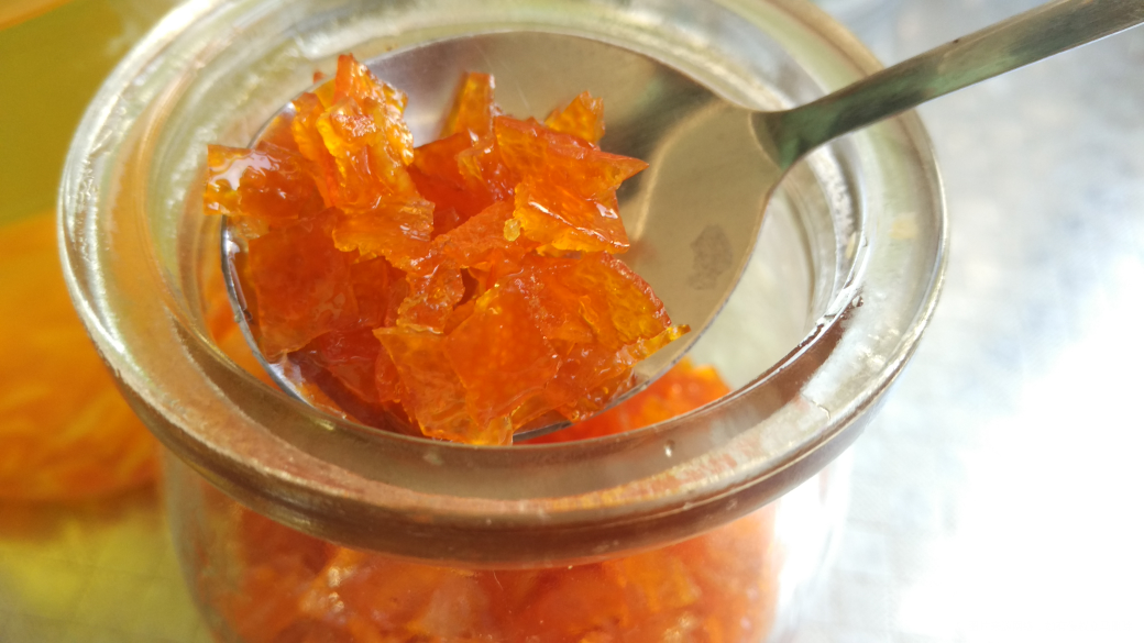 废物利用了一下,糖渍橙皮丁