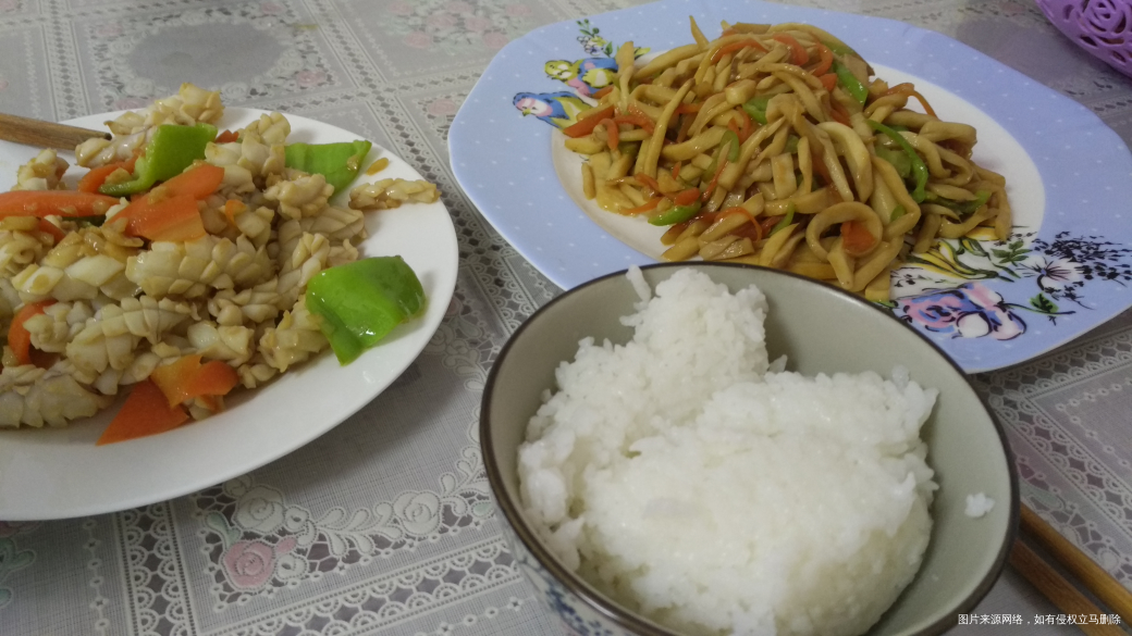 我和婆婆两个人的午餐