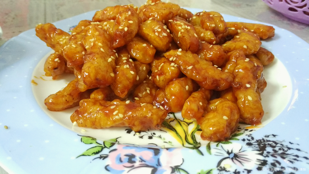 今天的晚饭,糖醋里脊和