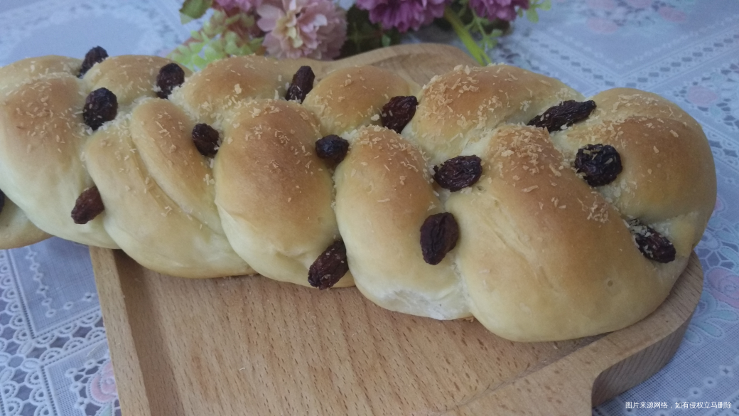 这几天面包做上瘾了,今天又烤了一大盘