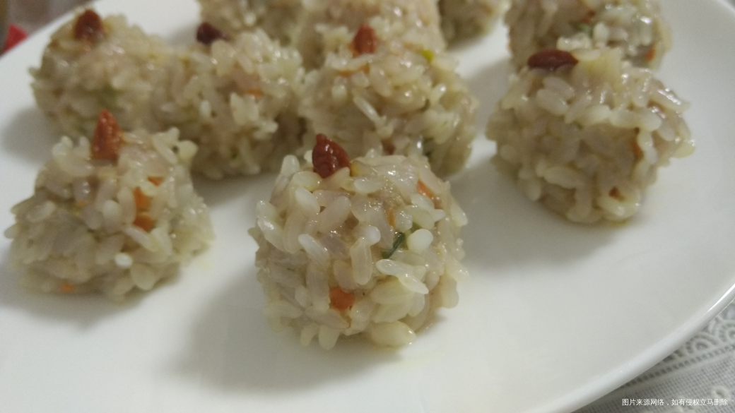 今天的晚饭,排骨玉米汤