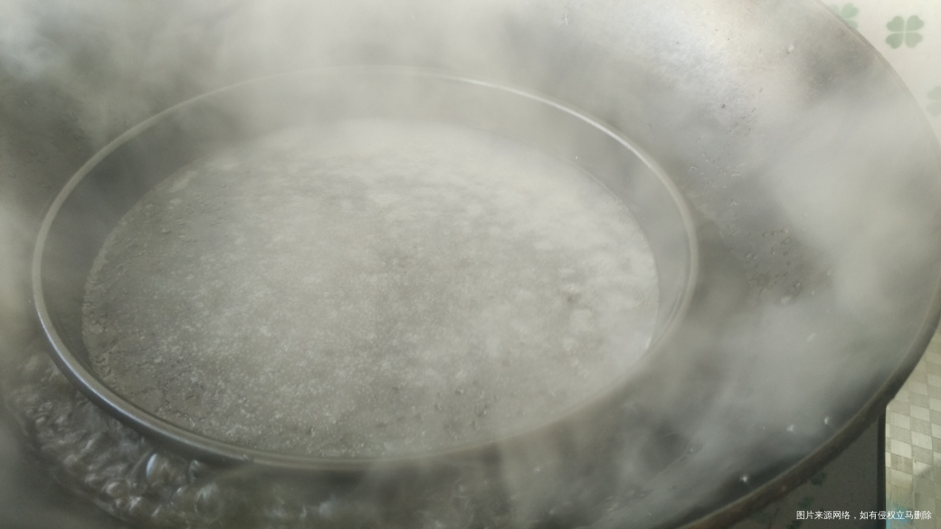 今天的午饭,自己做的凉皮