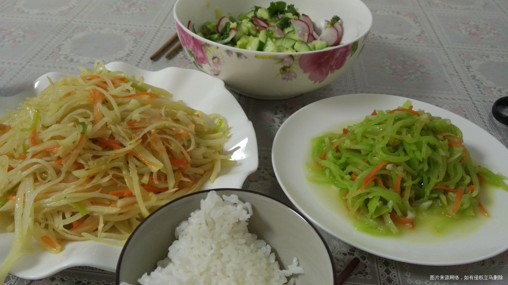 今天的晚饭,全是素菜了