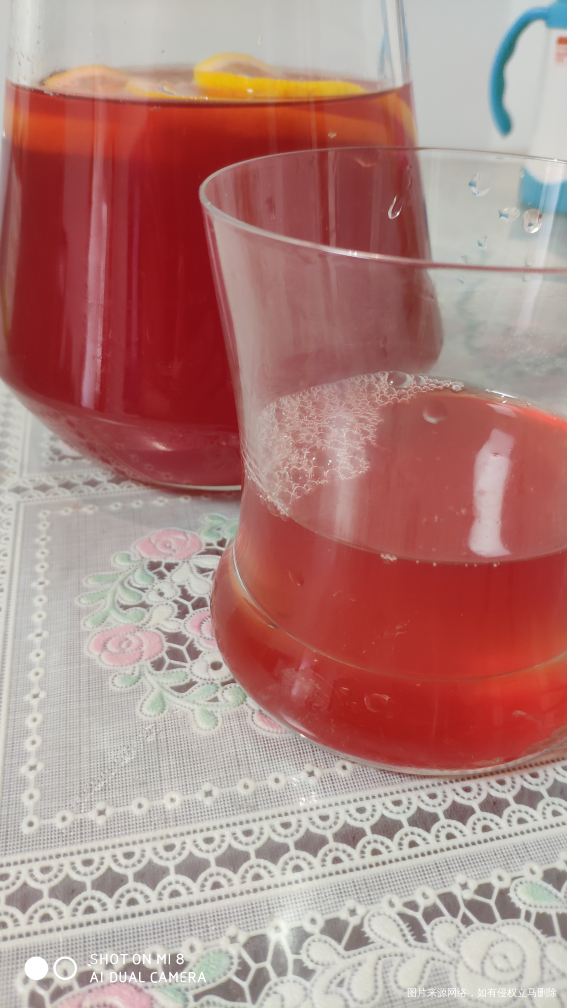 昨天带娃出去玩,采了好多小樱桃