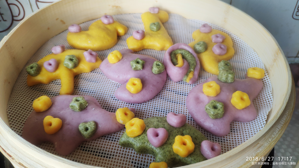 给娃做的卡通馒头和发糕