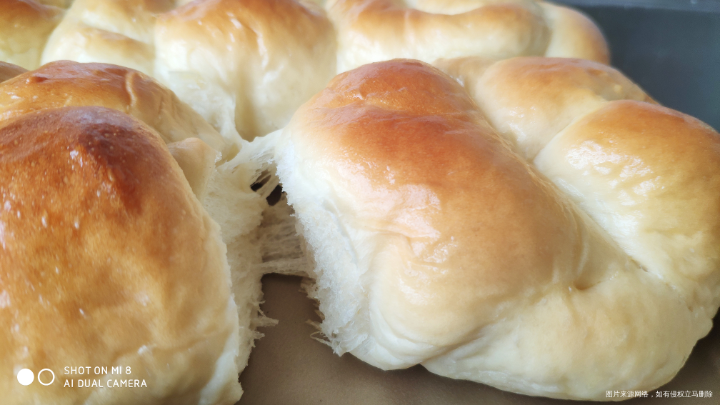 前几天做的面包吃没了,今天又