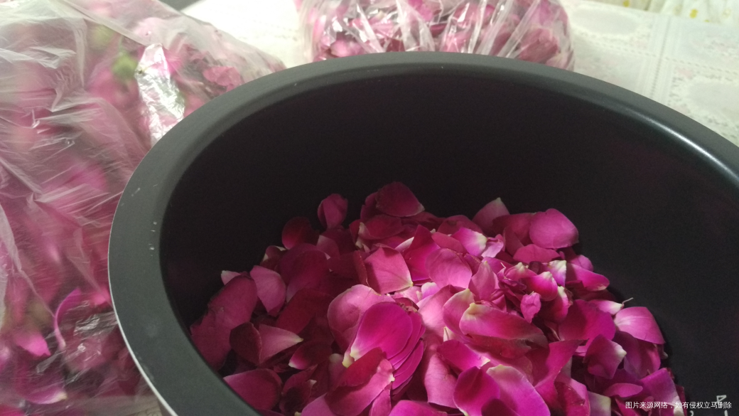 买了二斤食用玫瑰🌹满屋全是玫瑰香