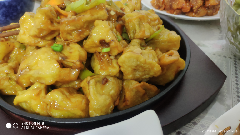 今天三个人四个菜的晚饭