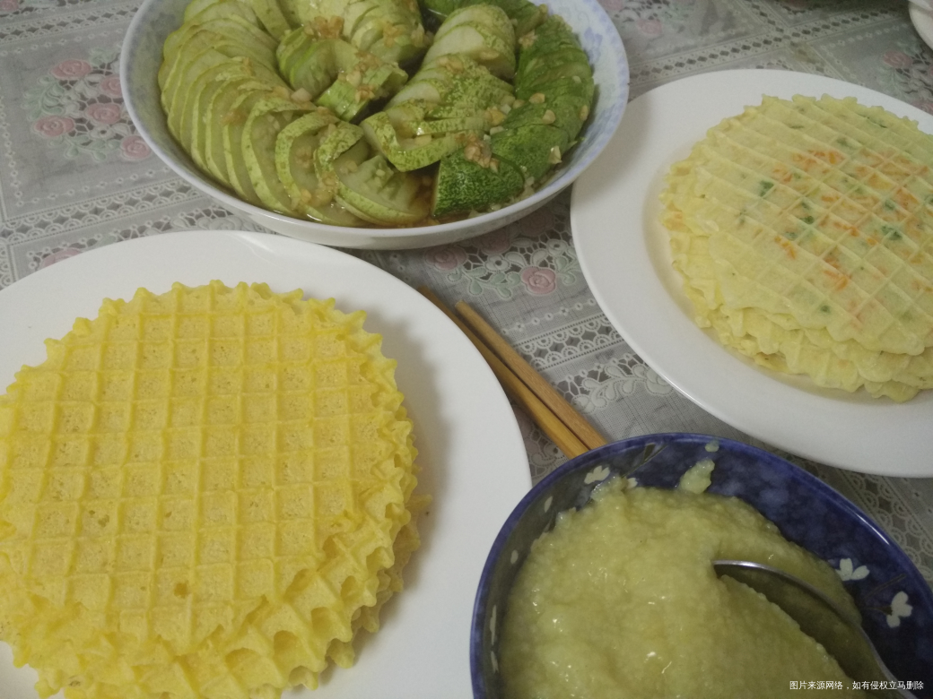 今天的早饭,蓑衣黄瓜,小米粥
