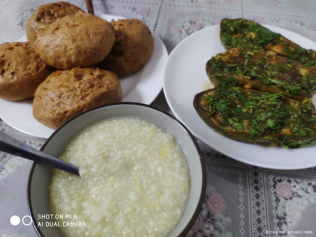 吃完早饭,接着烤南瓜片