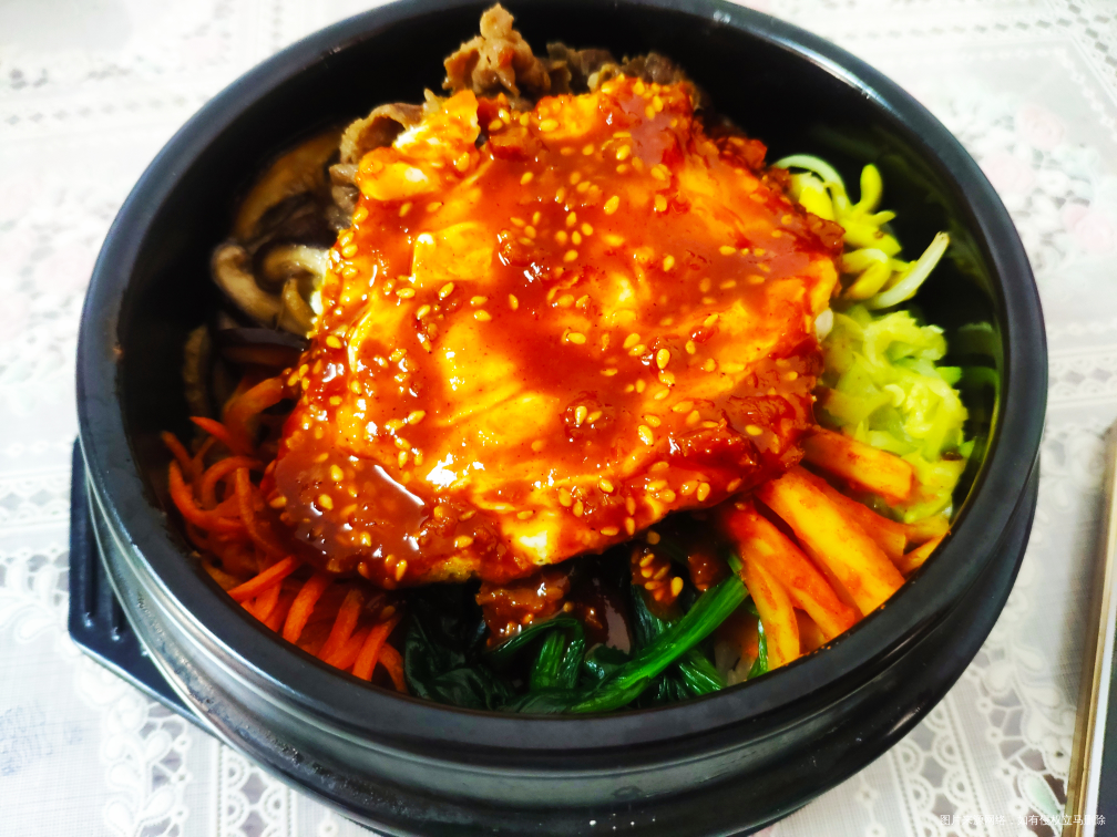 今天中午吃的是石锅拌饭