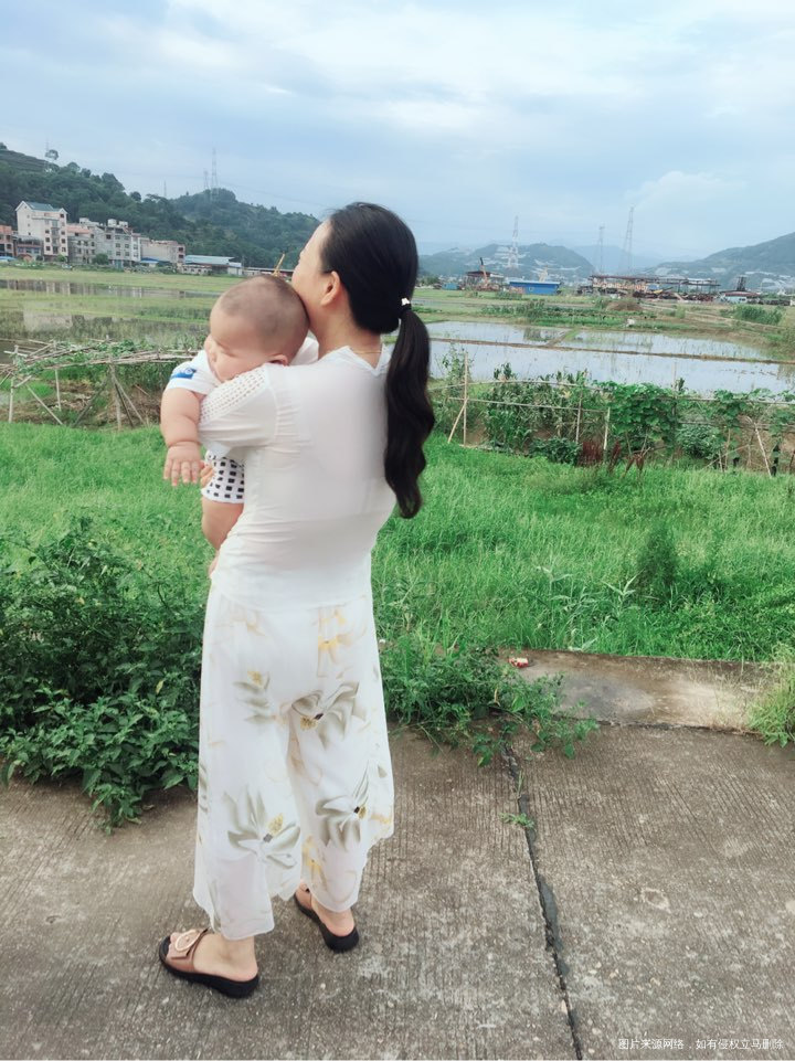 我的国庆假期,带娃上班两不误