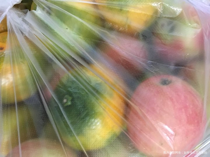 婚礼剩下的东西大家都分了